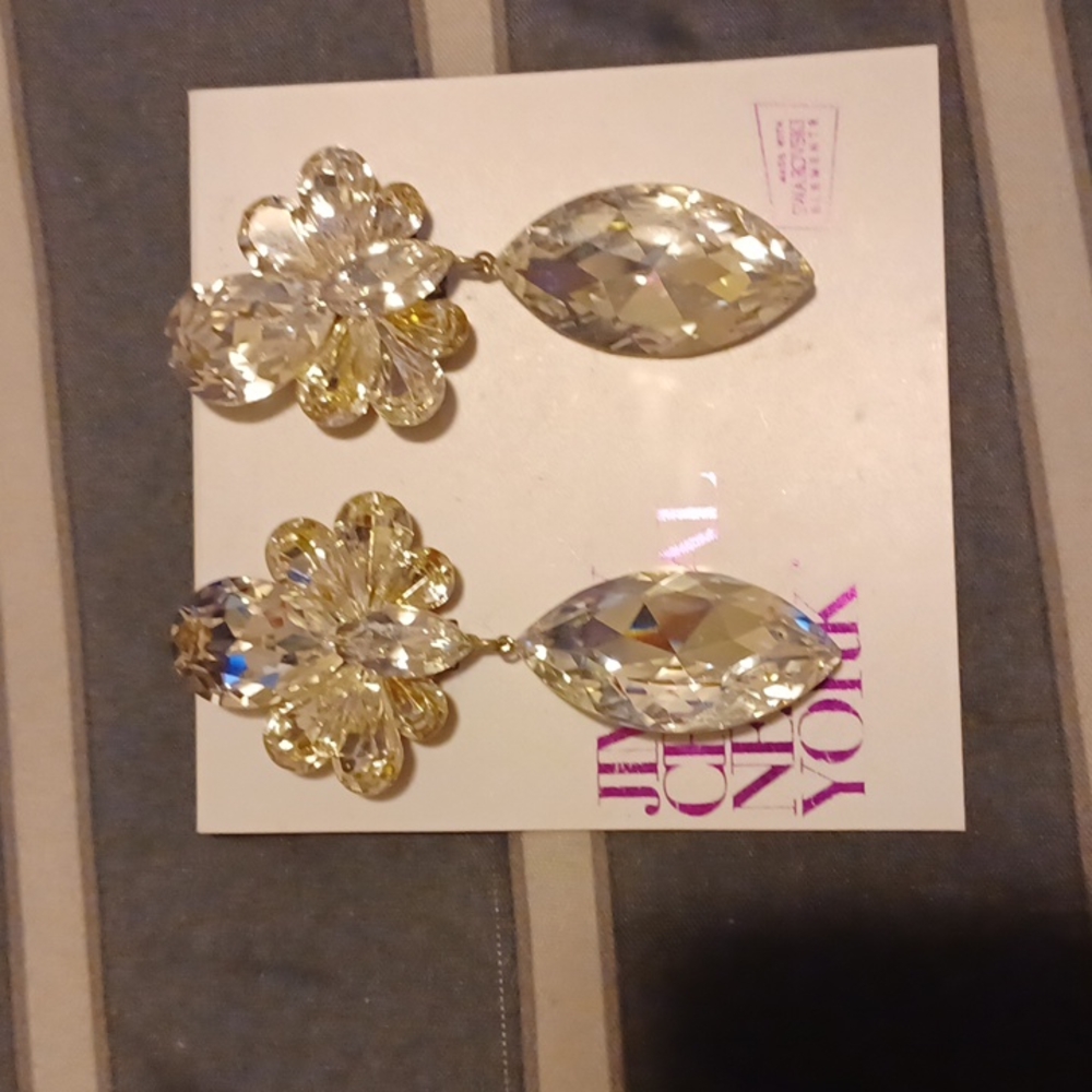 Clip on earrings